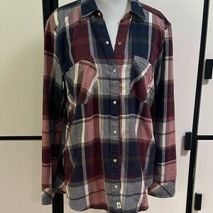 Abercrombie & Fitch Multicolor Plaid flannel button up Shirt